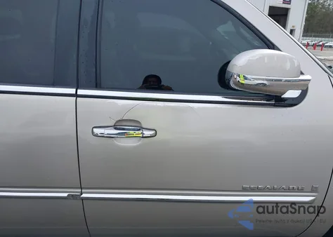 2007 Cadillac Escalade Standard из США, поврежденный, VIN 1GYFK638X7R174988